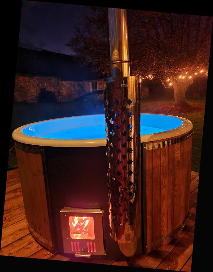 La Rhue Gites - Jacuzzi Jumilhac-le-Grand Exterior photo