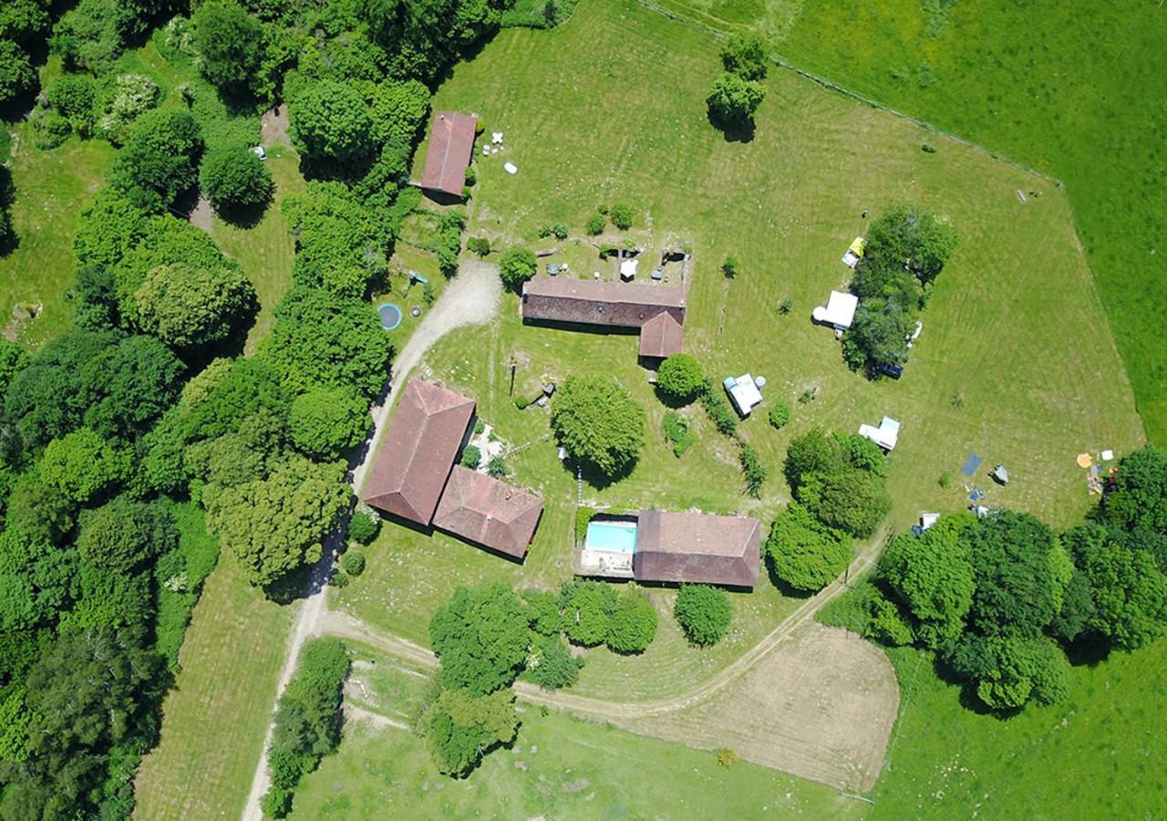 La Rhue Gites - Jacuzzi Jumilhac-le-Grand Exterior photo