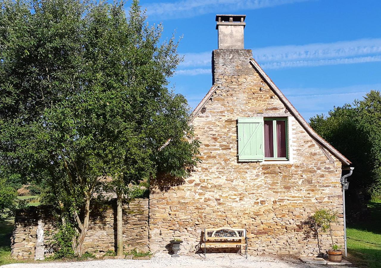 La Rhue Gites - Jacuzzi Jumilhac-le-Grand Exterior photo